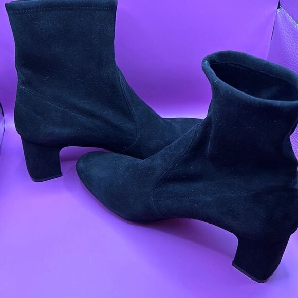 Stuart Weitzman Women's 11 Black Heel Suede Booties Classic Black Minimalist New - Picture 12 of 16